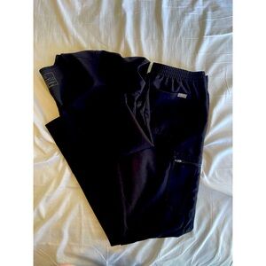 Figs scrubs. Top: M Pants: M/Tall